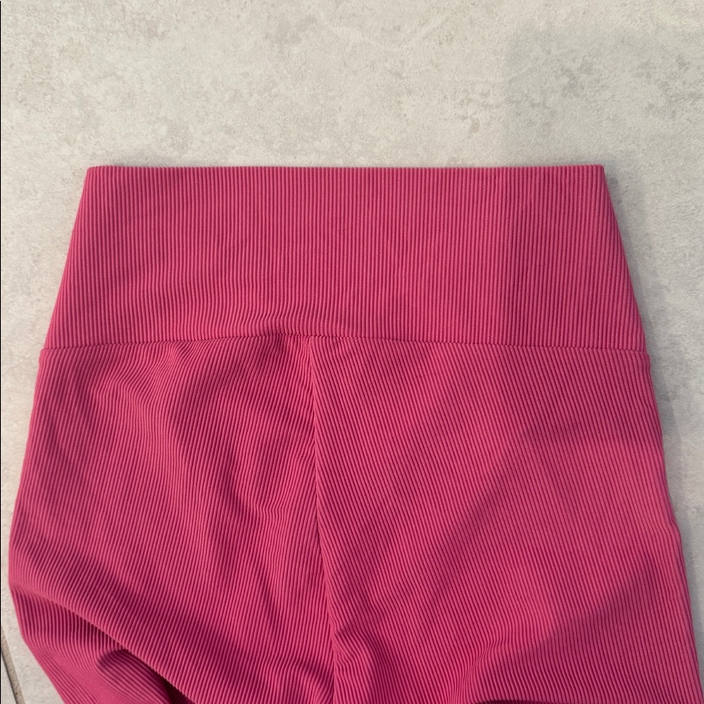 Beach Riot Ribbed V Leggings (M) - Picture 4 of 4